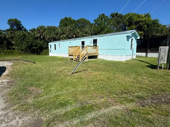 3670 Dixie Highway Northeast Park #28, Palm Bay, FL 32905
