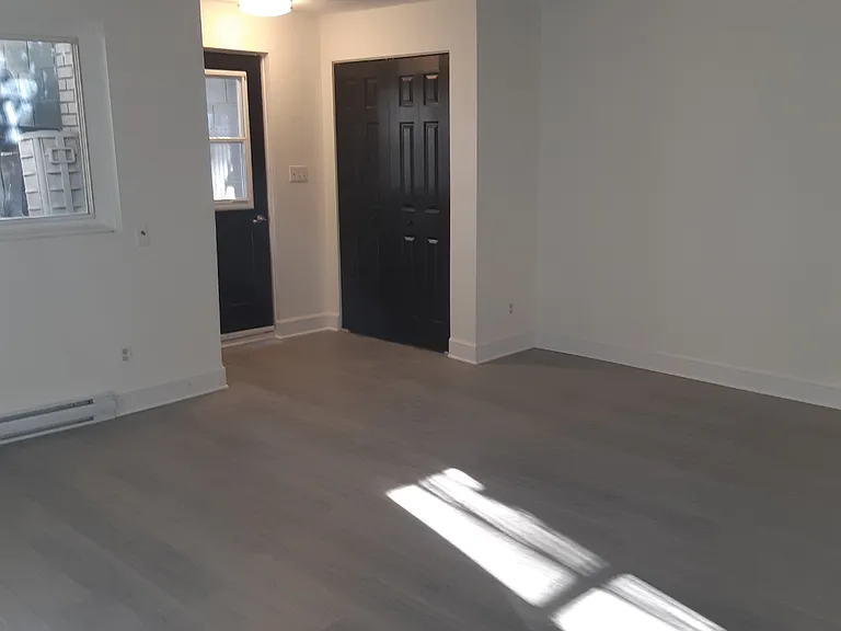 32 Washburn St #12 — Photo 2