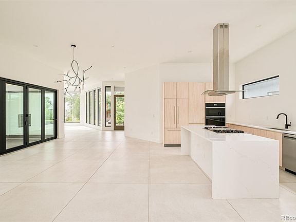 4th image of 4755 Elm Court
