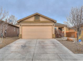 913 Waterfall Dr NE, Rio Rancho, NM 87144