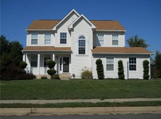 10464 Boar Farm Ct, Manassas, VA 20112