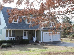 365 Gun Ridge Rd, Vonore, TN 37885