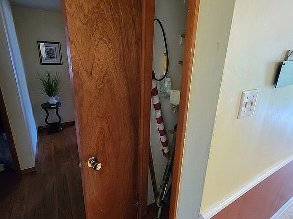 5th image of 3986 Oregon St