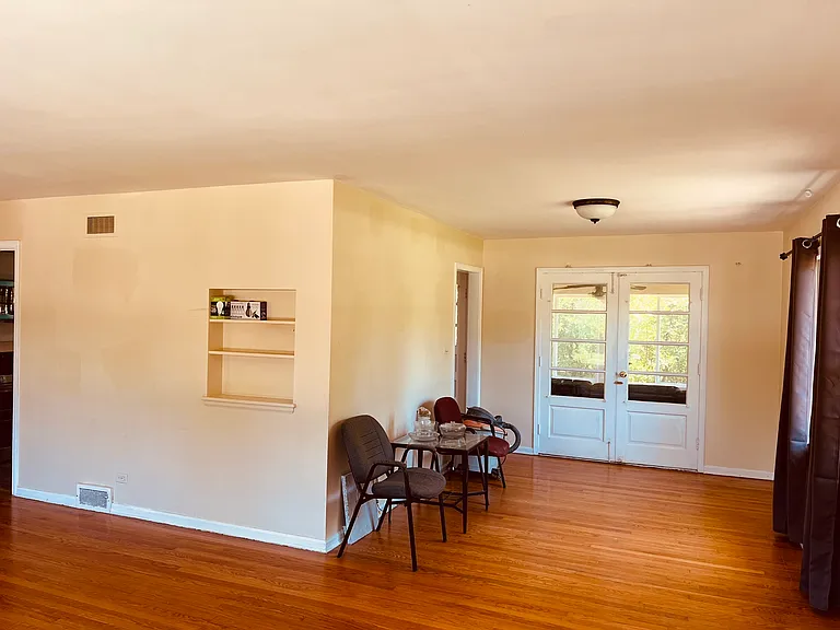 1725 Happ Rd — Photo 21