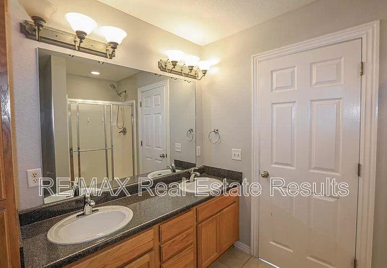 3711 SW Hansom Loop — Photo 17