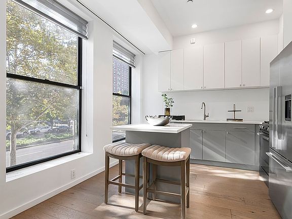 3rd image of 151 Lenox Ave APT 2