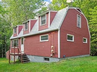 31 Dillon Dr E, Strafford, NH 03884
