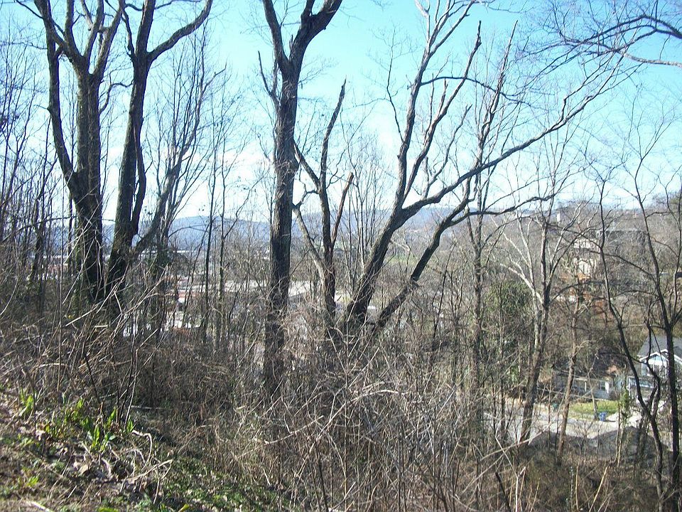 1st image of 182 Thompson St Lot 182