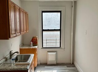 1313 W Farms Rd APT 2B, Bronx, NY 10459