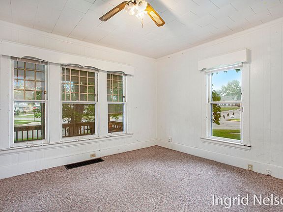 4th image of 1706 Godfrey Ave SW