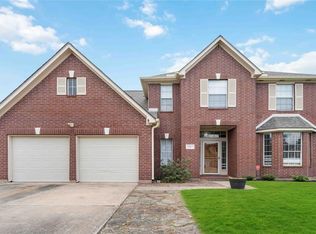 10844 Spruce Dr N, La Porte, TX 77571