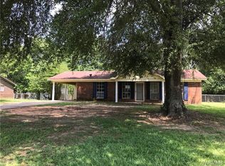 2607 Deerfield Ln, Northport, AL 35473
