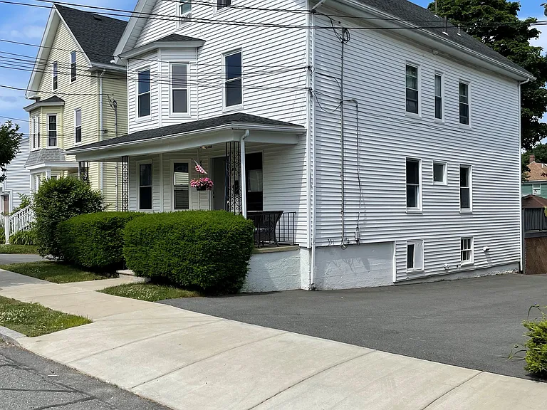 11 1/2 Winthrop Ave #2 — Photo 2