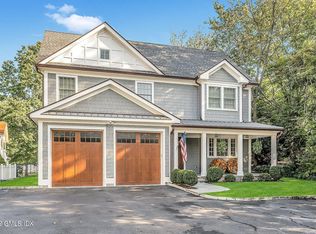 24 Neil Ln, Riverside, CT 06878