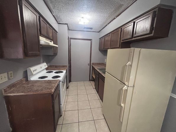 102 Limoges St APT A