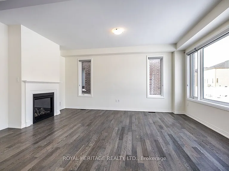 289 Flavelle Way — Photo 16