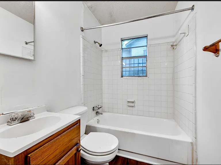 313 Beta St — Photo 15