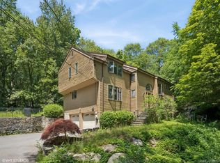 212 Elmwood Rd, South Salem, NY 10590