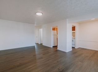 401 East Rd APT 9, Martinsburg, WV 25404