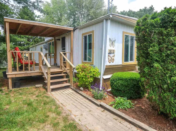 311 W 1st St, Reynolds, IN 47980