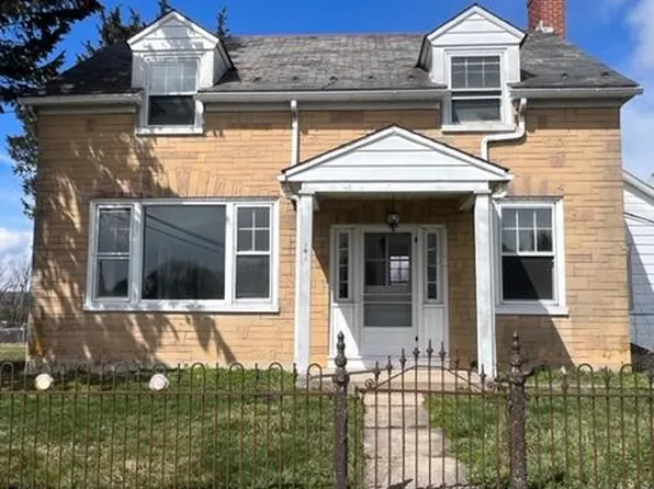 141 E Douglasville Rd #1, Nazareth, PA 18064