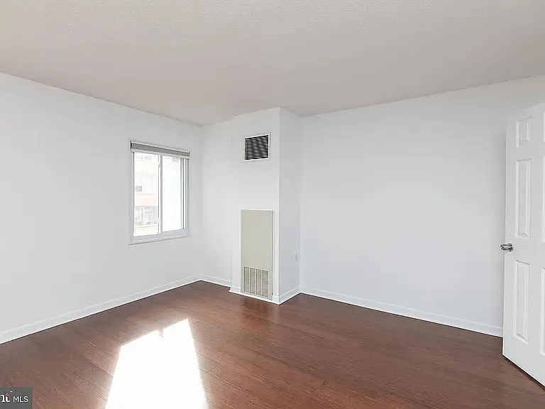 1718 P St NW #611 — Photo 13