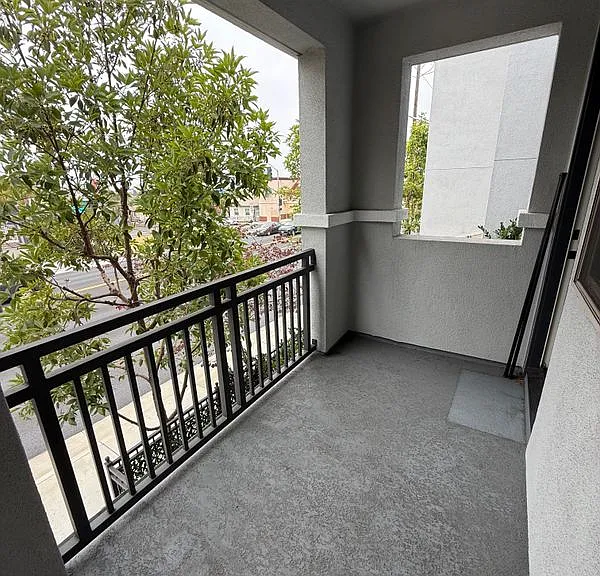 3009 E Pacific Coast Hwy — Photo 17