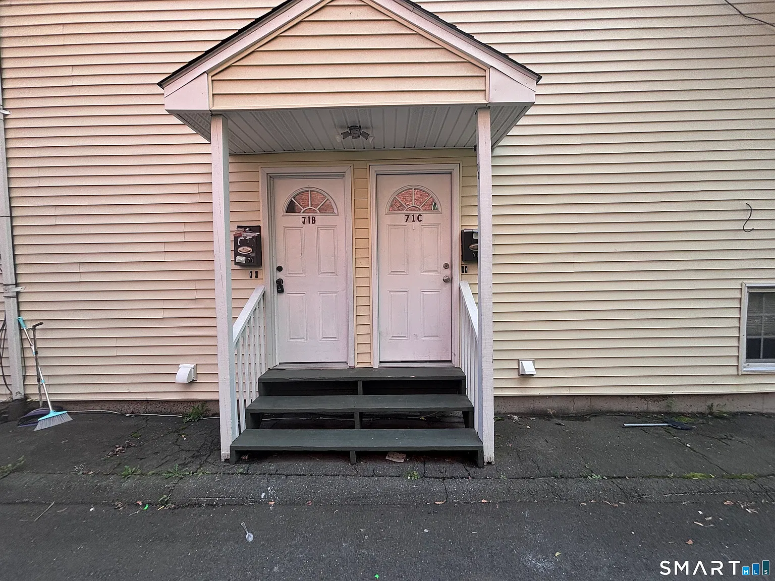 71 Williams St — Photo 3