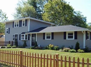 37 Roseen Rd, Holbrook, MA 02343