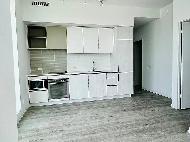 7890 Jane St #1702 — Photo 5