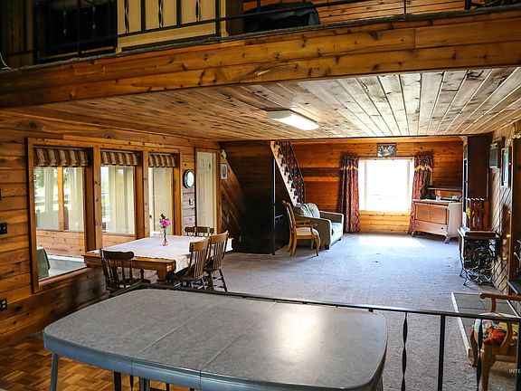 3rd image of 2060 Missman Rd
