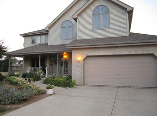 1140 Grand Mesa Ave, New Lenox, IL 60451