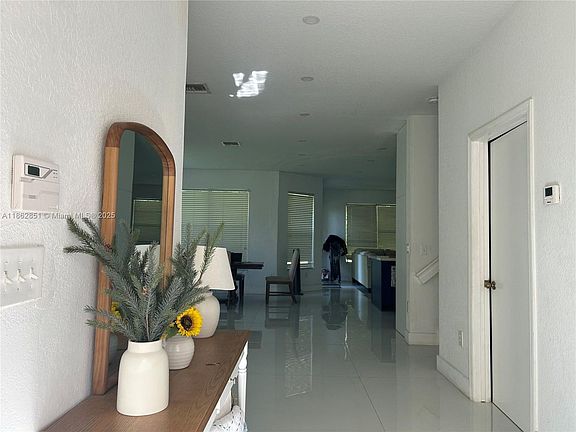 4th image of 16101 SW 27th St #16101