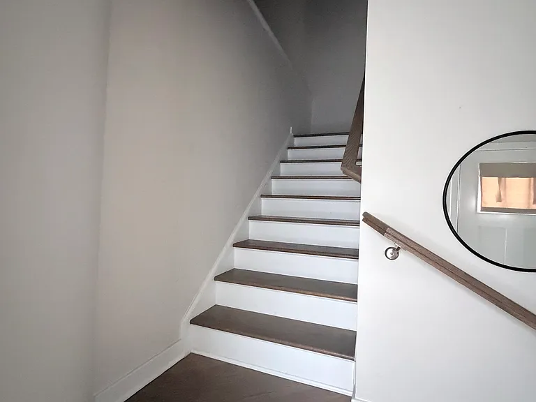 510 Swansea Dr — Photo 3