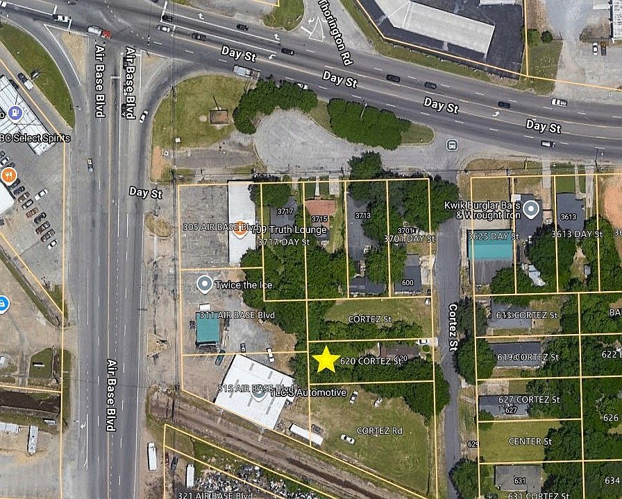 1st image of 620 Cortez St
