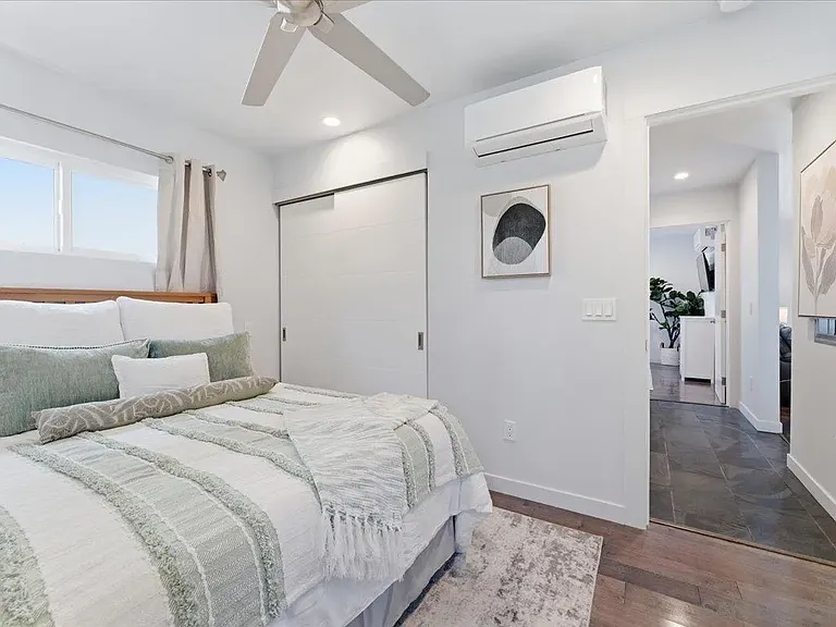 5447 Soledad Rd — Photo 21