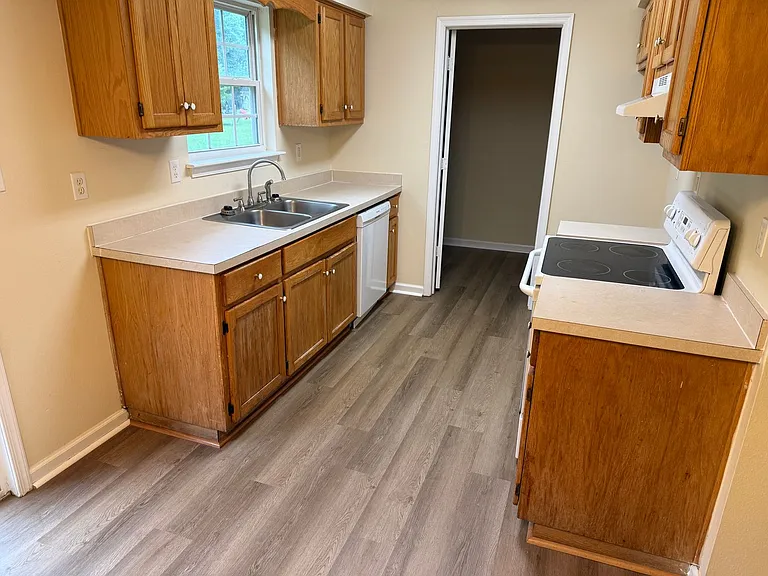 104 Ida Acres Dr — Photo 3