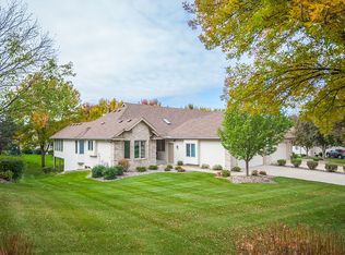 9684 Falcons Way, Eden Prairie, MN 55347