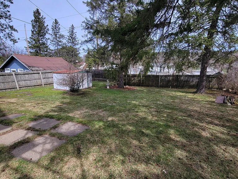 1212 Steuben St — Photo 12