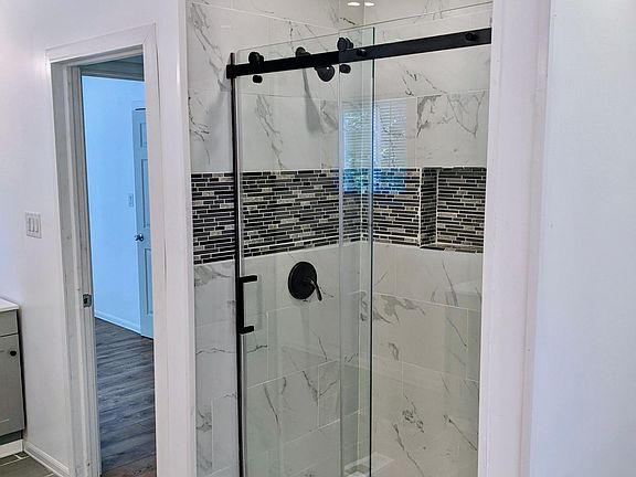 Final layout might be different (Same fixtures and color pattern)