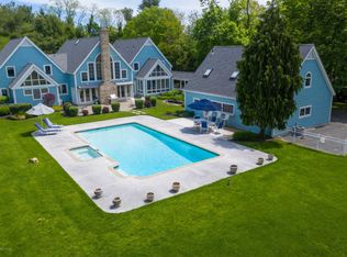 125 Seven Bridges Rd, Little Silver, NJ 07739