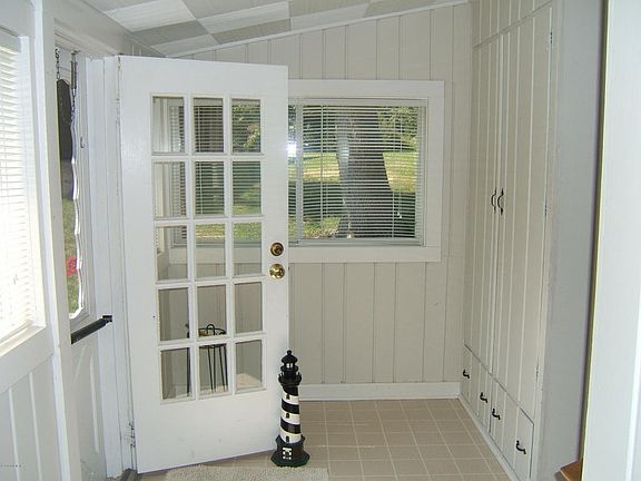 5th image of 5604 S Shore Dr