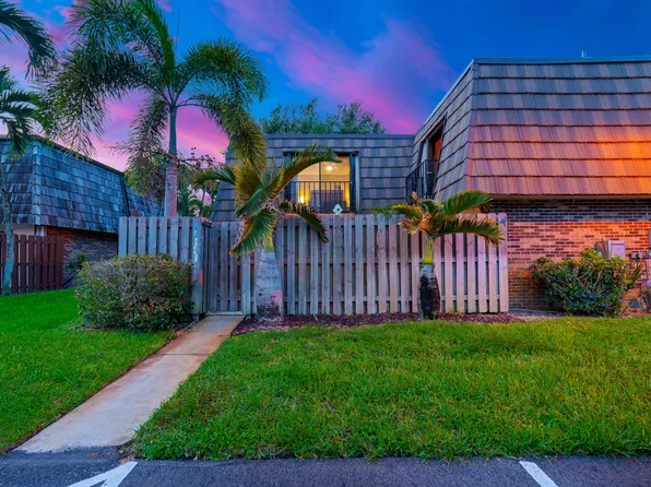 1704 FOREST LAKES Circle #A, West Palm Beach, FL 33406