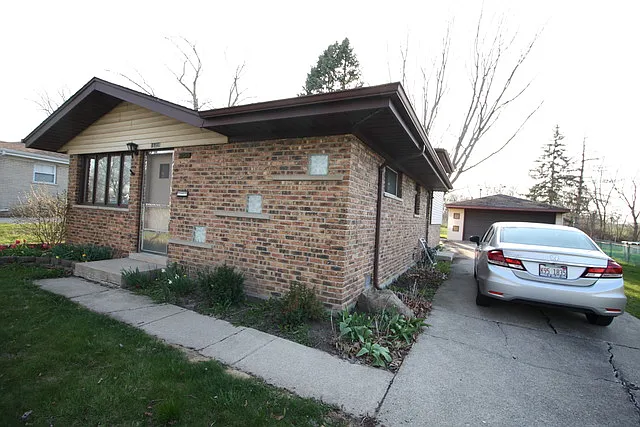 16408 George Dr photo 1