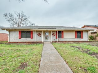 5217 Dazzle Dr, Dallas, TX 75232