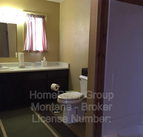 21800 Jones Rd — Photo 8