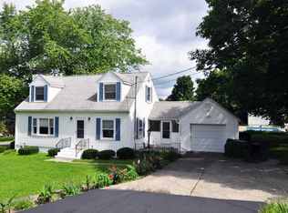 4 Malrick Rd, Troy, NY 12182