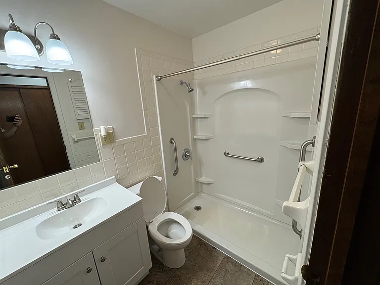 5200 Winterhill Ct — Photo 9
