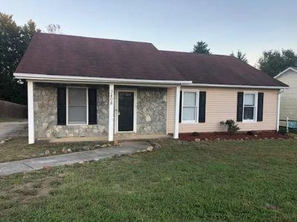 3408 Dickerson Ln, Greensboro, NC 27405