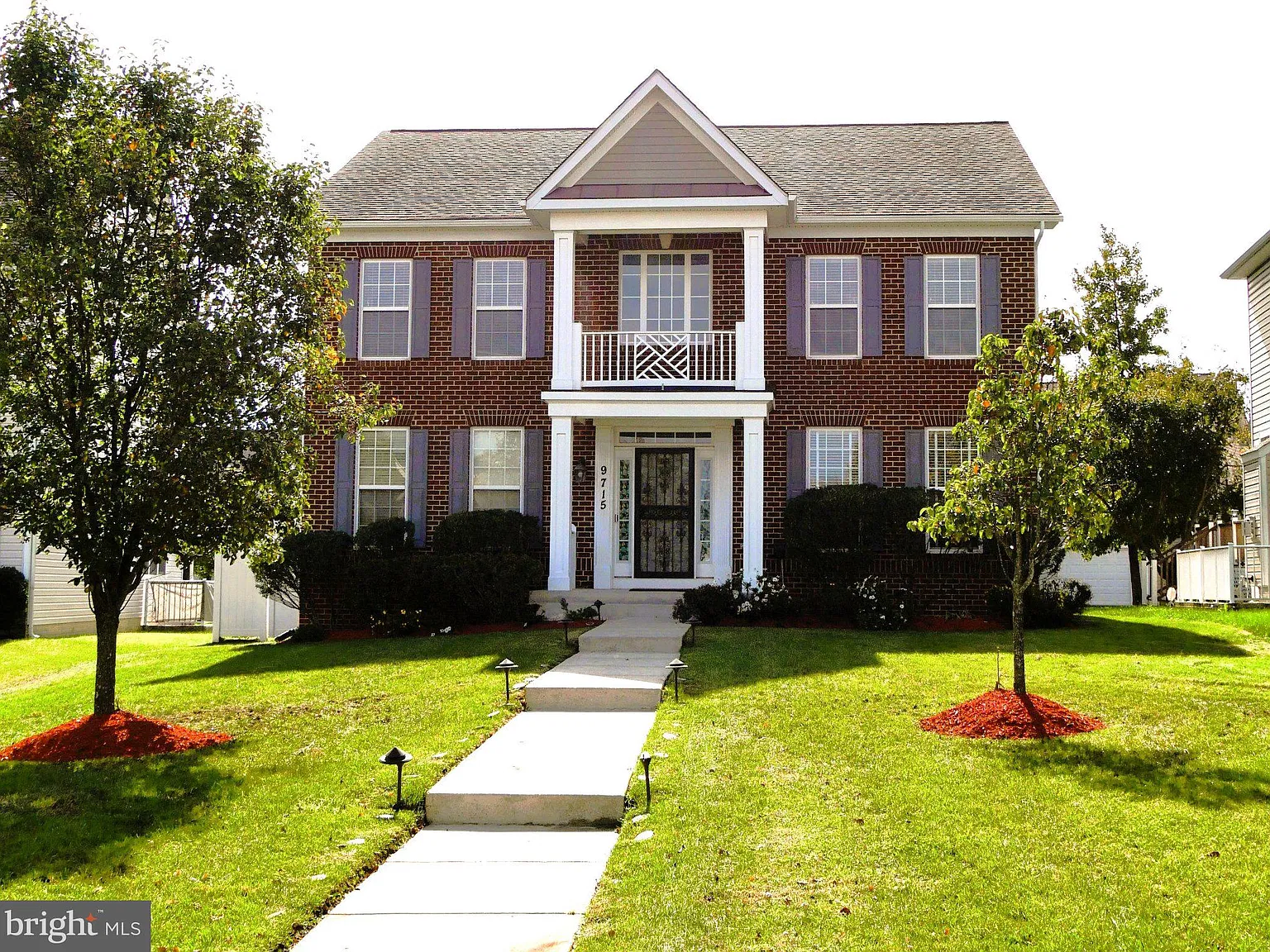 4 bed, 3.5 bath, 4951 sqft, $4,500 — Photo 1